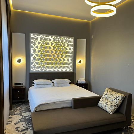 Hotel Jasmine Taraz Esterno foto