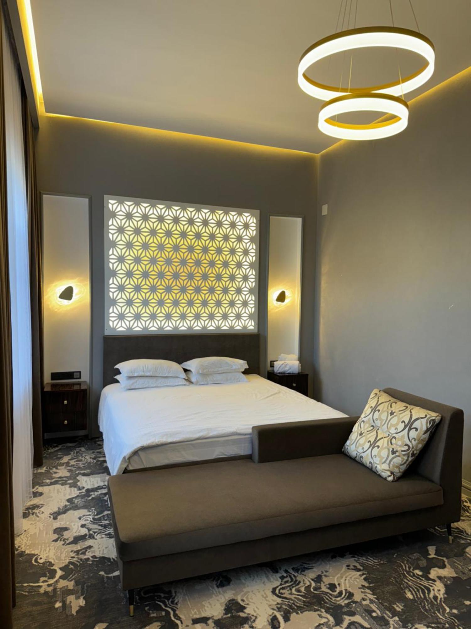 Hotel Jasmine Taraz Esterno foto