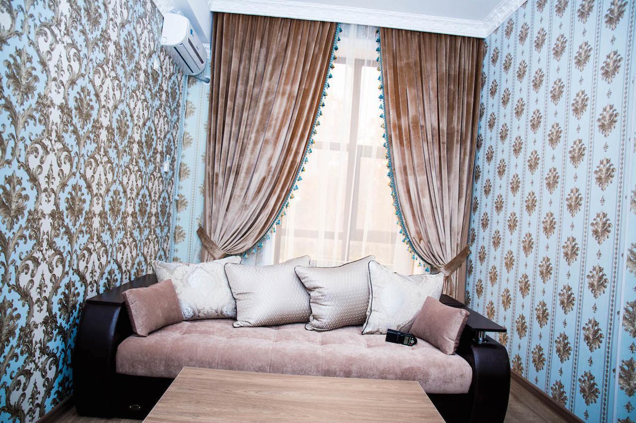 Hotel Jasmine Taraz Esterno foto